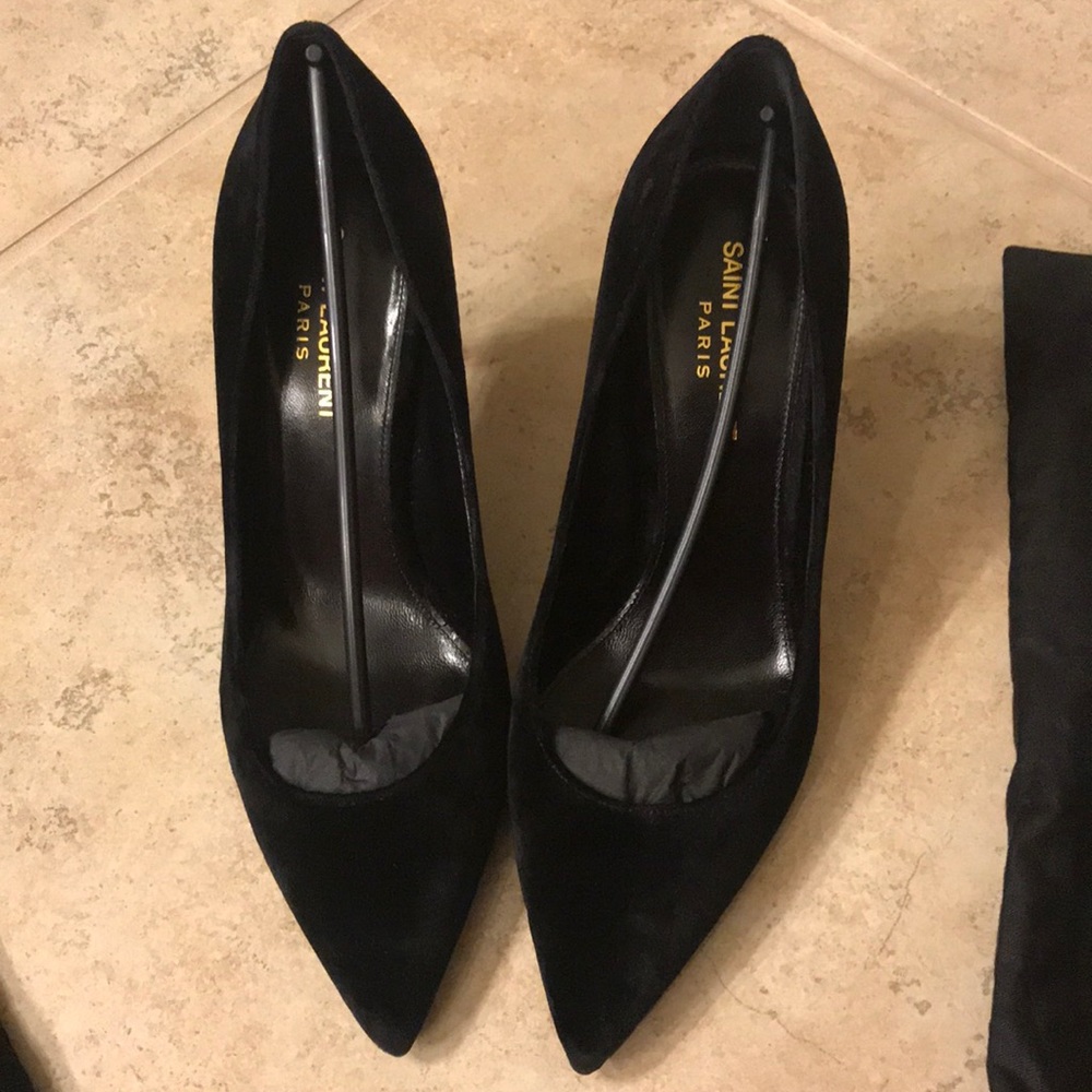 Saint Laurent pumps
